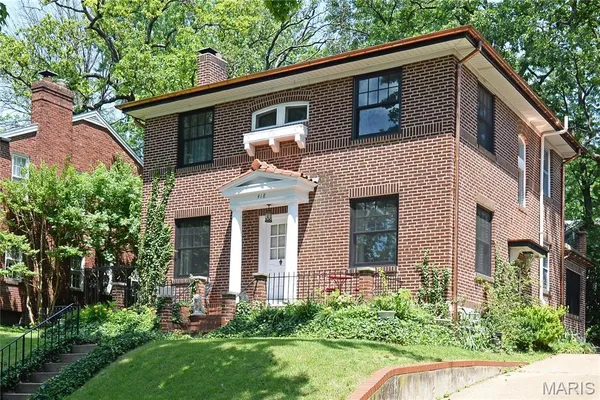 $4,750 | 418 Carswold Drive, St. Louis, MO 63105
