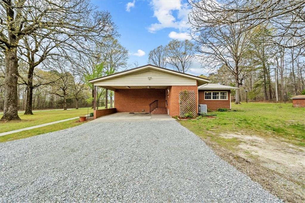 4018 Moon Lindley Road Snow Camp, NC 27349 - Photo 4 of 42