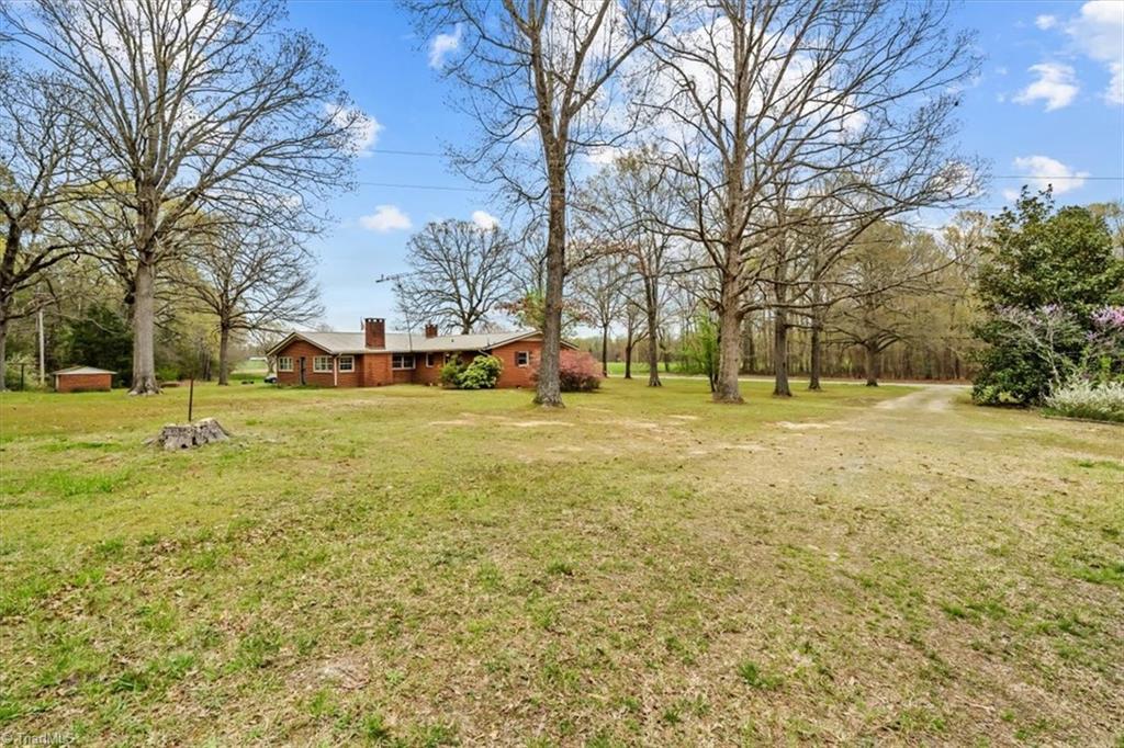 4018 Moon Lindley Road Snow Camp, NC 27349 - Photo 6 of 42