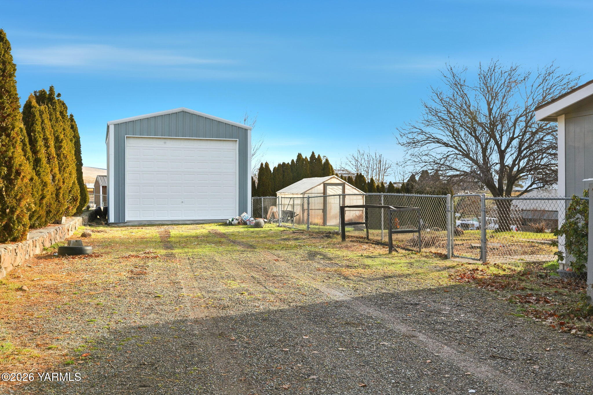 401 Clemans View Road Selah, WA 98942 - Photo 4 of 28 James_260113_ClemansView_Selah_04