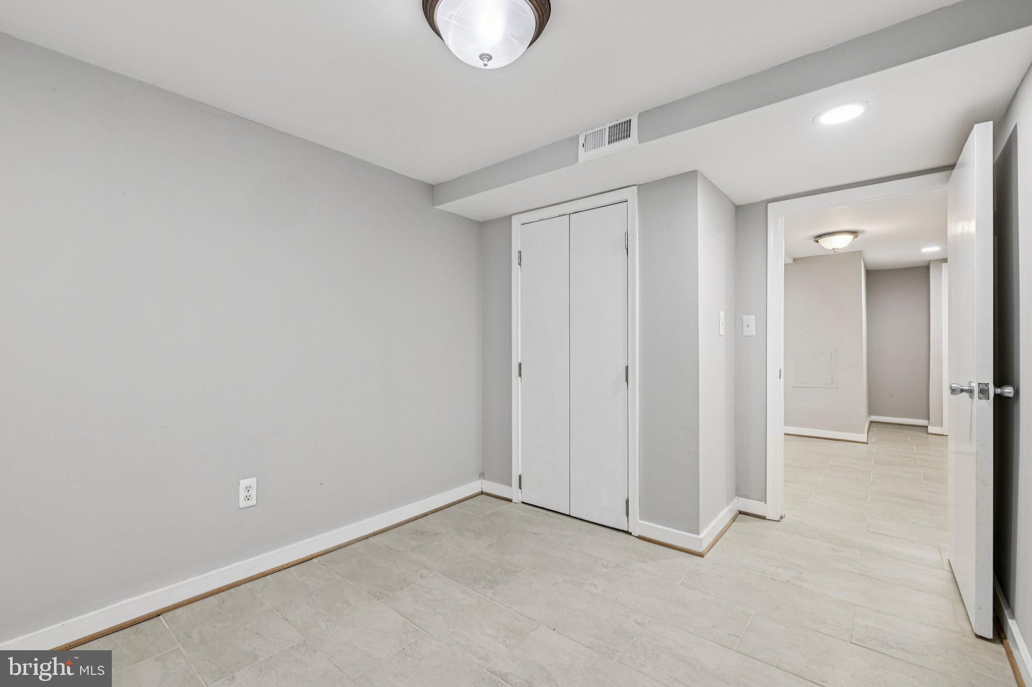 4546 Mountview Road Baltimore, MD 21229 - Photo 17 of 26