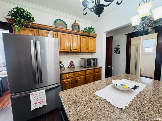 $139,900 | 682 North Rile Street, Bushnell, IL 61422