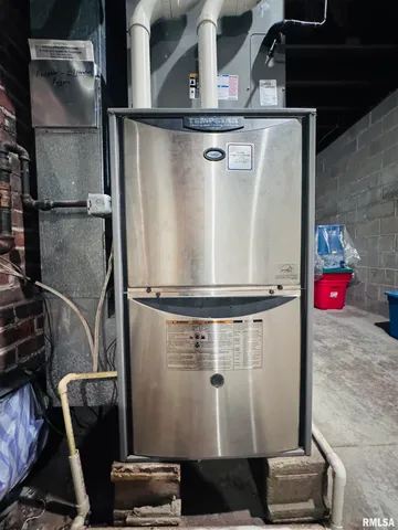 $139,900 | 682 North Rile Street, Bushnell, IL 61422