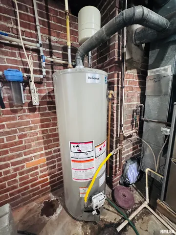 $139,900 | 682 North Rile Street, Bushnell, IL 61422