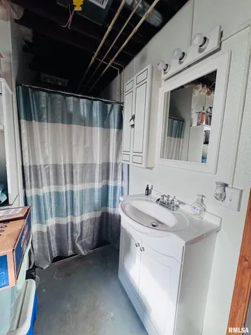 $139,900 | 682 North Rile Street, Bushnell, IL 61422