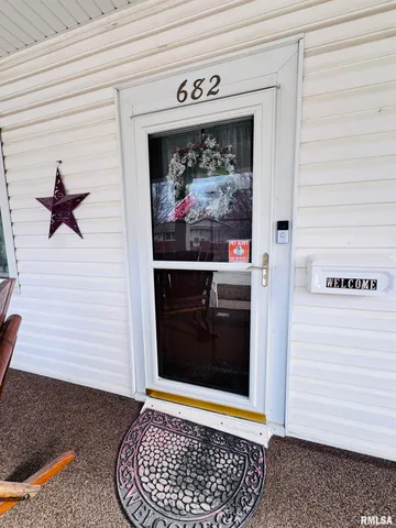 $139,900 | 682 North Rile Street, Bushnell, IL 61422