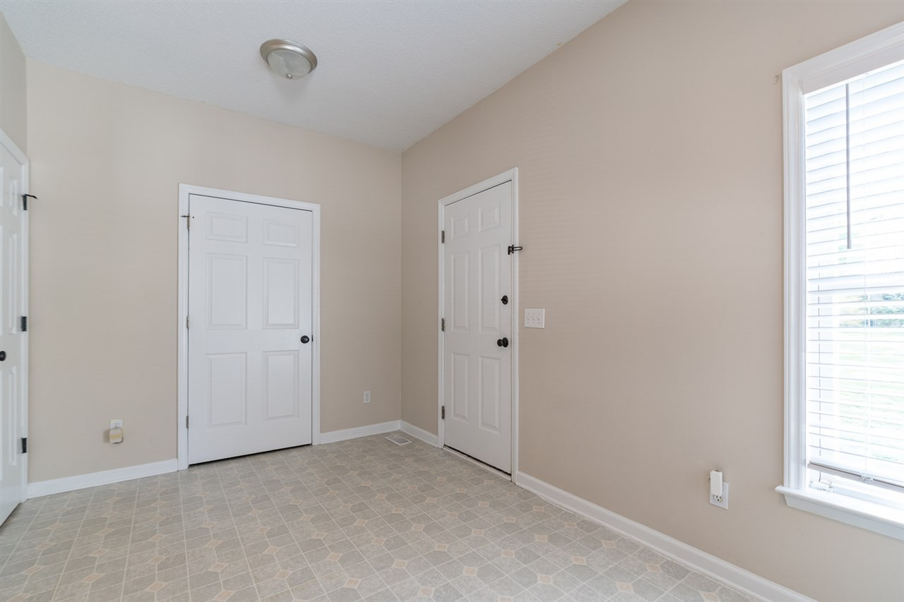 562 East Martin Street Raleigh, NC 27601 - Photo 13 of 25 Photo 13