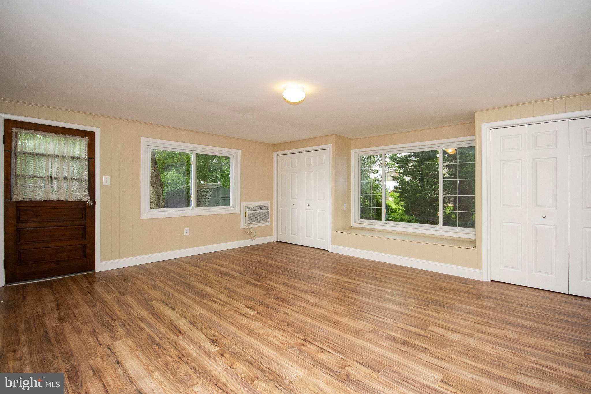1714 Newcastle Road Baltimore, MD 21244 - Photo 13 of 29 Enclosed Sunroom