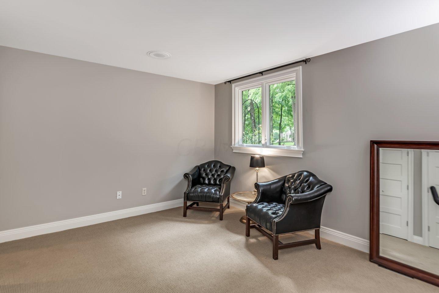 3992 Old Poste Road Columbus, OH 43221 - Photo 44 of 64 Gallery Image 44