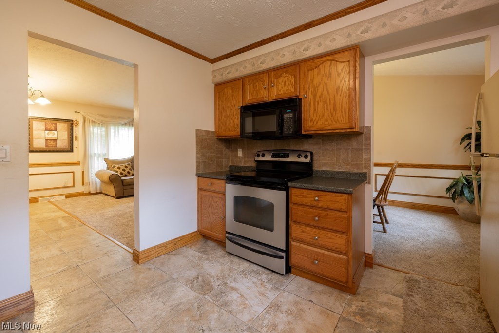 8420 Chatham Road Medina, OH 44256 - Photo 8 of 33 Gallery Image 8