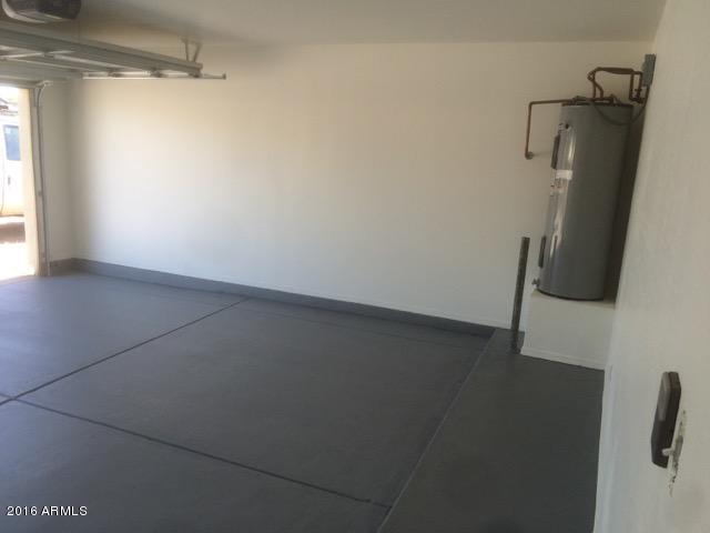 2420 East Roeser Road Phoenix, AZ 85040 - Photo 10 of 10 2 Car Garage