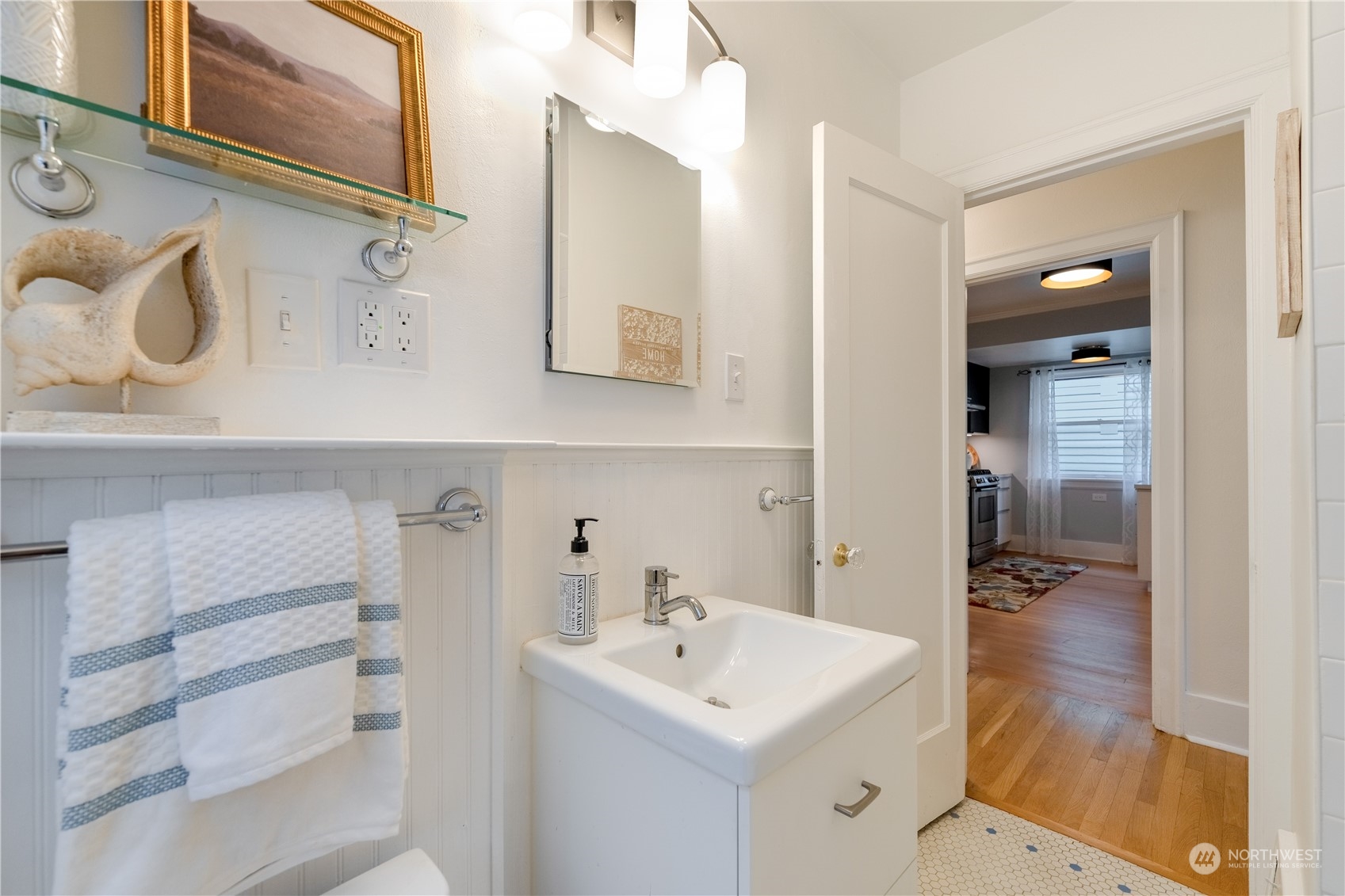 334 Northwest 82nd Street Seattle, WA 98117 - Photo 22 of 40