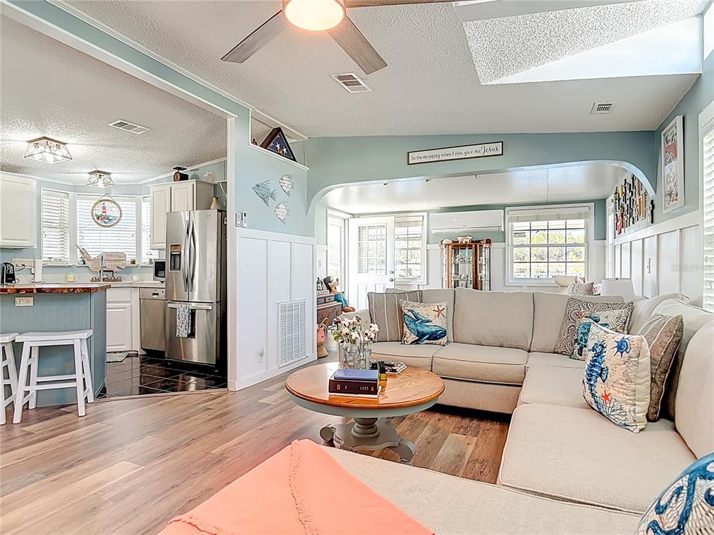 70 Eagle Point South Osteen, FL 32764 - Photo 15 of 52