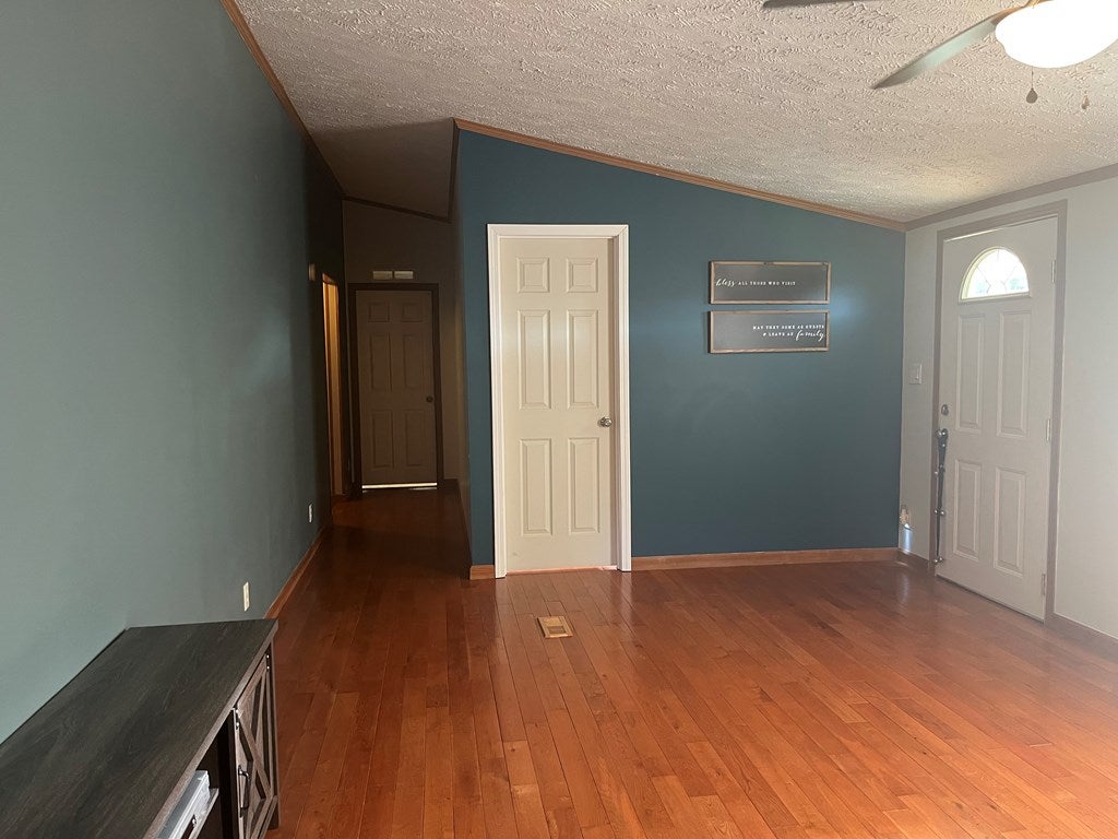 15393 Mountain Spring Road Abingdon, VA 24210 - Photo 20 of 61 Gallery Image 20