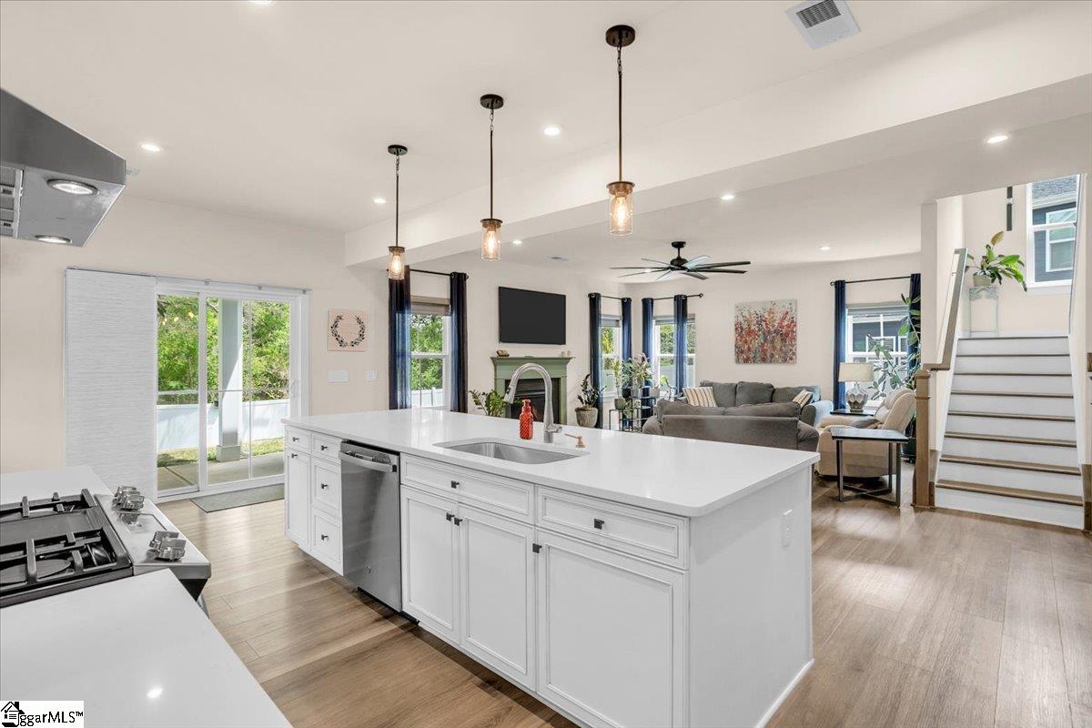 32 Mohegan Way Greenville, SC 29607 - Photo 15 of 50