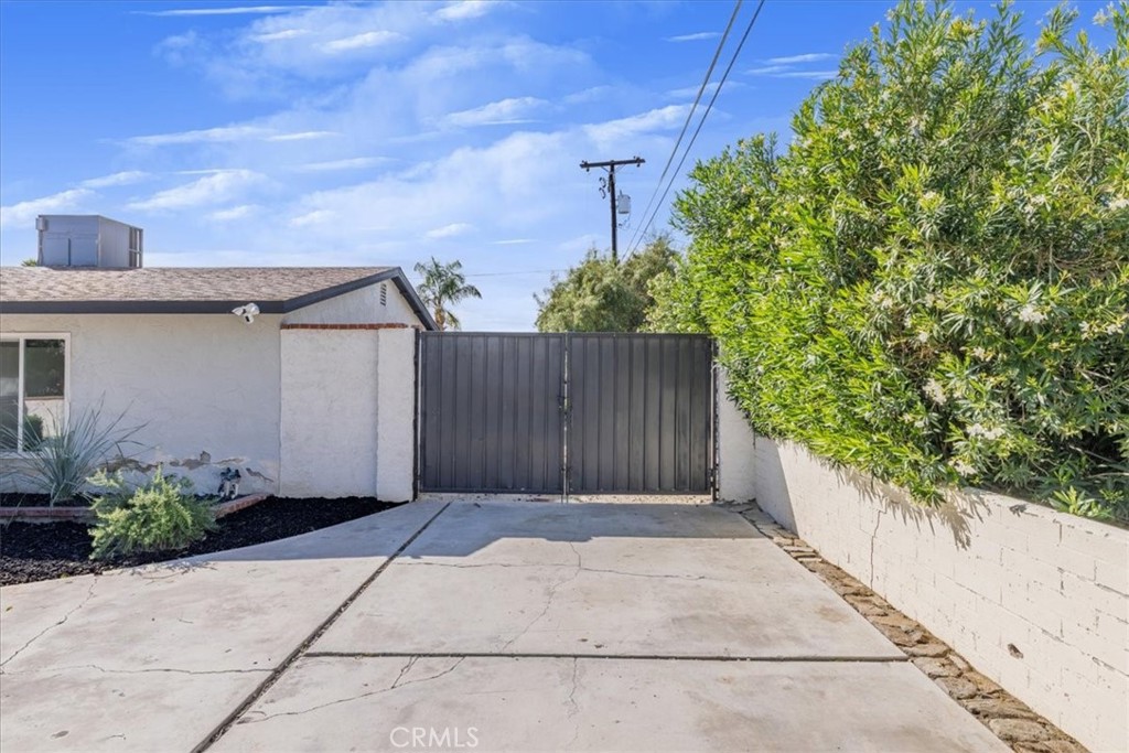 2811 East Sandia Road Palm Springs, CA 92262 - Photo 7 of 38