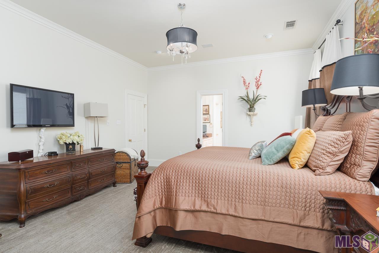 18042 Club View Drive Baton Rouge, LA 70810 - Photo 12 of 32