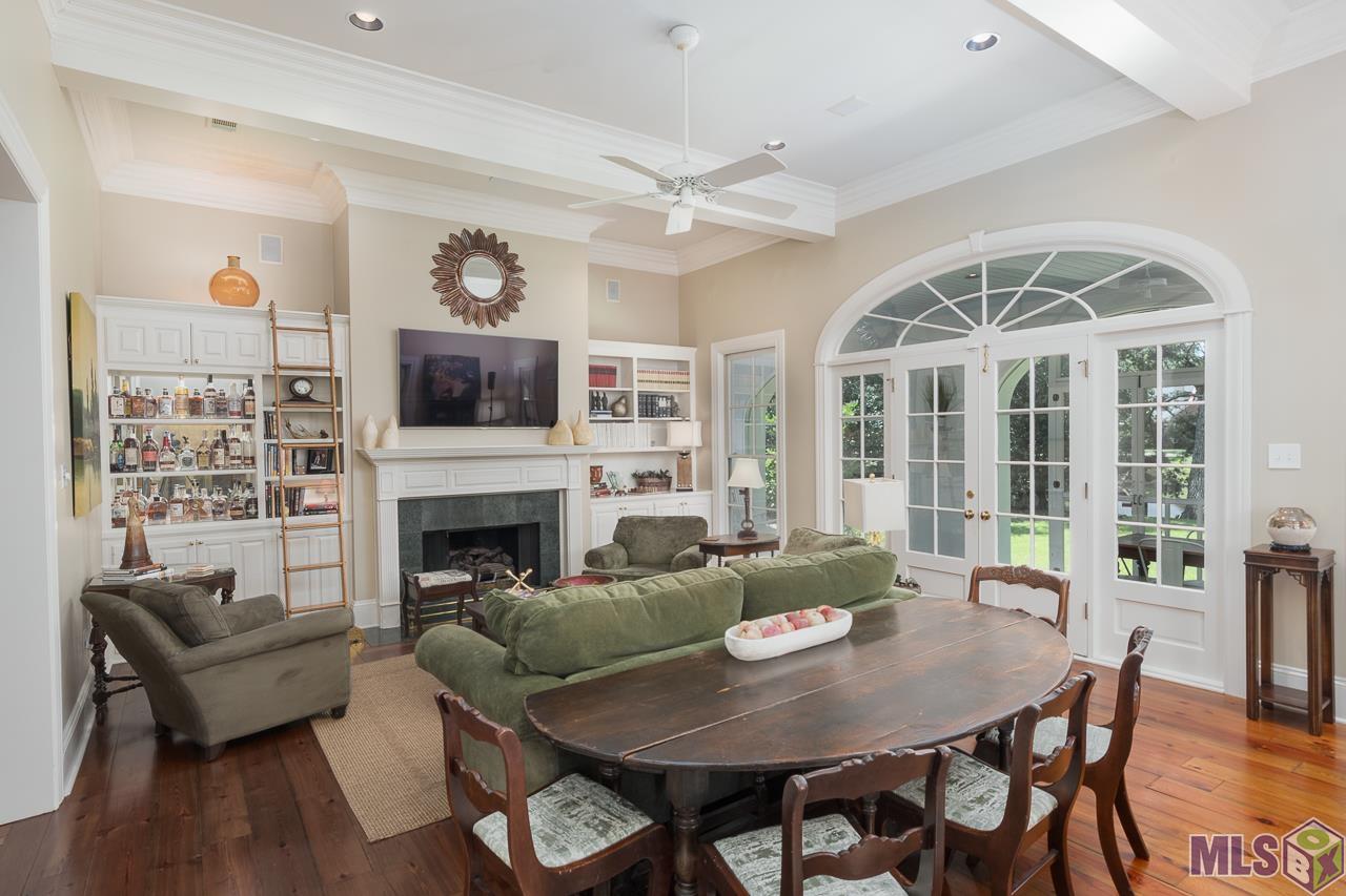 18042 Club View Drive Baton Rouge, LA 70810 - Photo 7 of 32