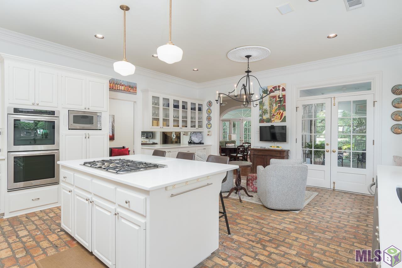 18042 Club View Drive Baton Rouge, LA 70810 - Photo 9 of 32