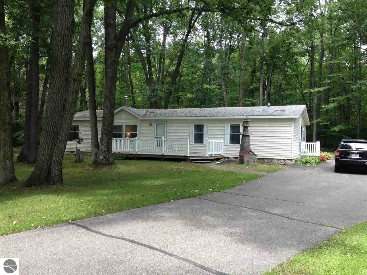 1620 Lincoln Road Harrison, MI 48625 - Photo 2 of 24 1787734-1.JPG