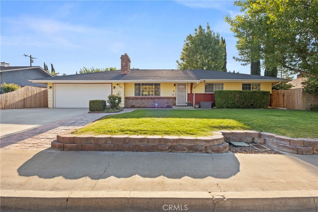 705 Elm Street Tehachapi, CA 93561 - Photo 1 of 26