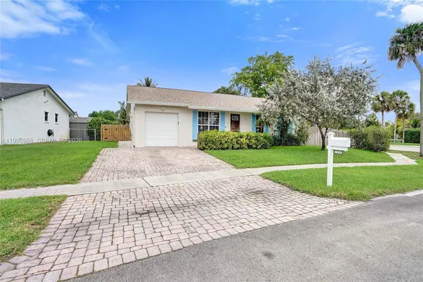 $600,000 | 2324 Northwest 107th Terrace, Sunrise, FL 33322