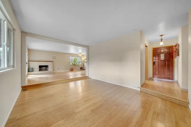 a view of livingroom with kitchen