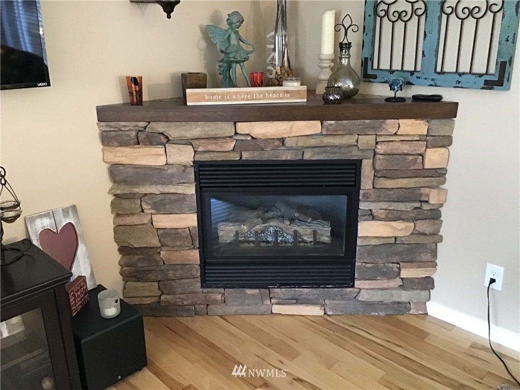 19250 106th Avenue Southeast Renton, WA 98055 - Photo 12 of 37 Gallery Image 12