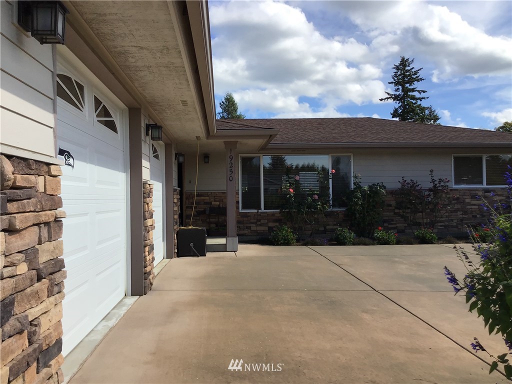 19250 106th Avenue Southeast Renton, WA 98055 - Photo 28 of 37 Gallery Image 28