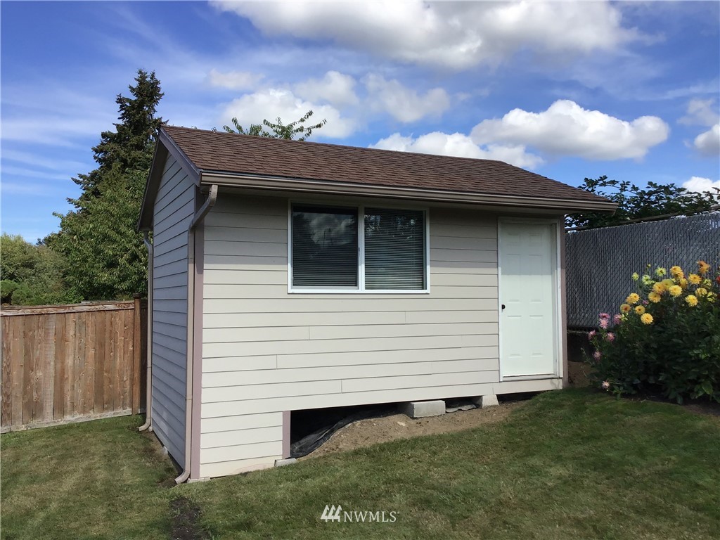 19250 106th Avenue Southeast Renton, WA 98055 - Photo 33 of 37 Gallery Image 33