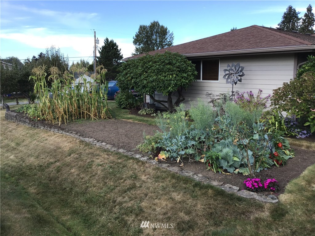 19250 106th Avenue Southeast Renton, WA 98055 - Photo 36 of 37 Gallery Image 36