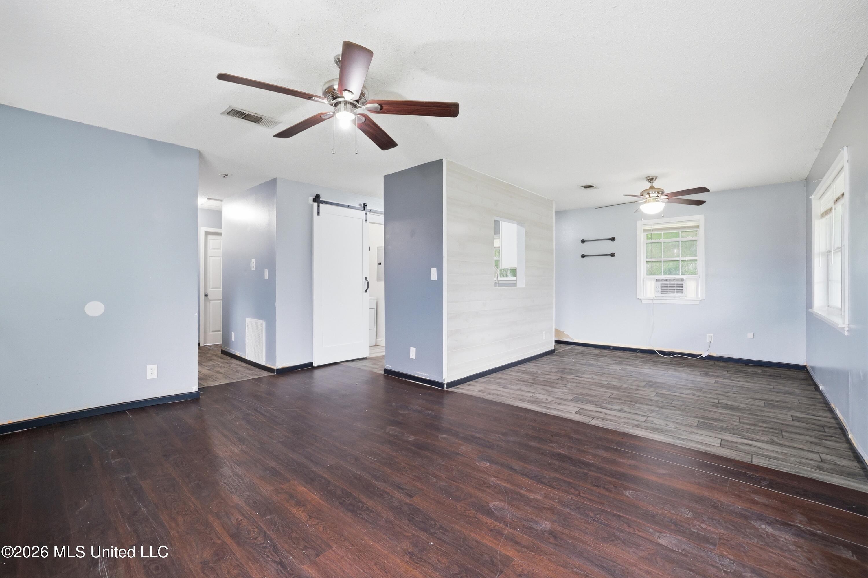 8621 Old Stage Road Moss Point, MS 39562 - Photo 9 of 41 11_r6__6517