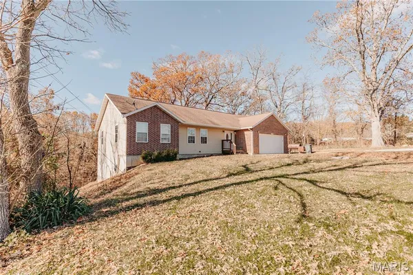 $260,900 | 13446 Highway Z Street, Devils Elbow, MO 65457