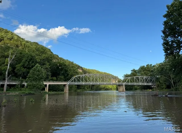 $276,000 | 13446 Highway Z Street, Devils Elbow, MO 65457