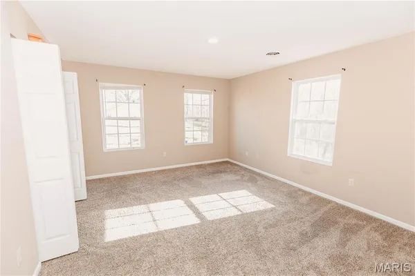 $258,400 | 13446 Highway Z Street, Devils Elbow, MO 65457