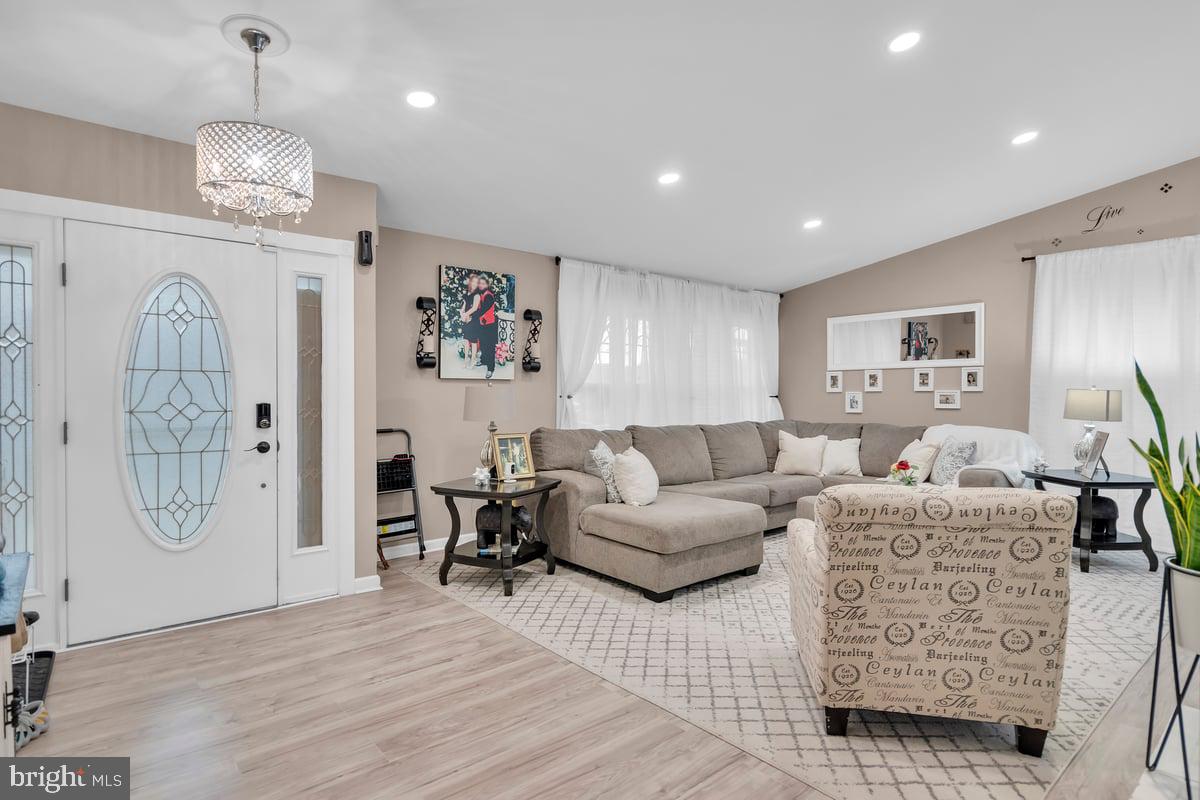 541 Four Mile Branch Road Sicklerville, NJ 08081 - Photo 4 of 12