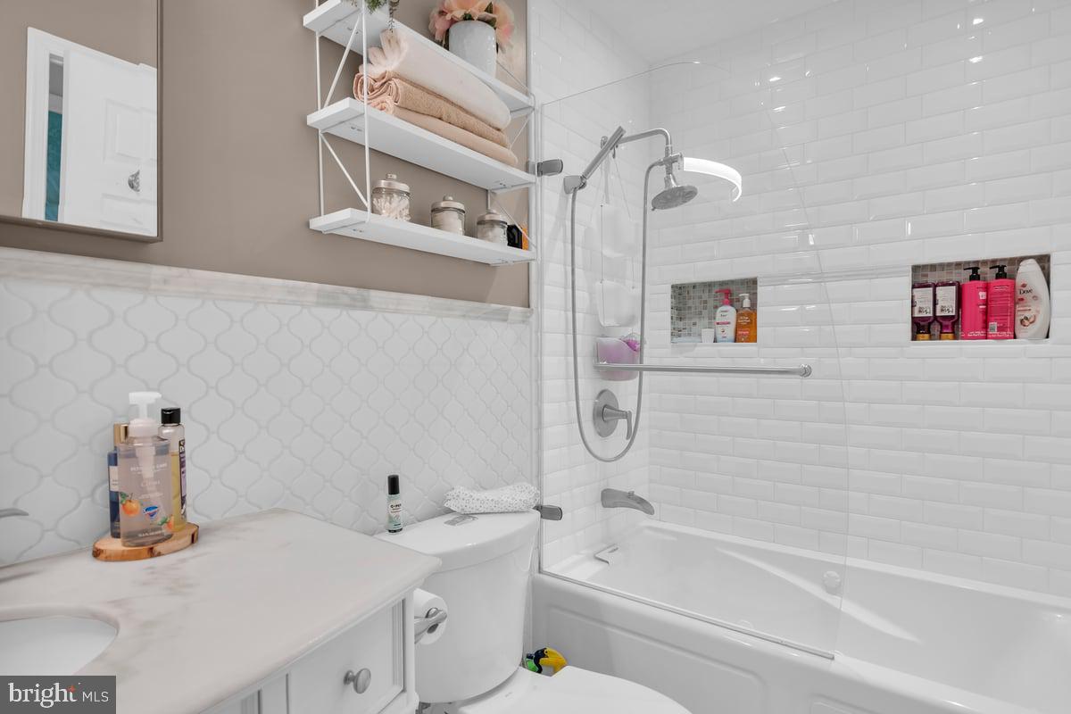 541 Four Mile Branch Road Sicklerville, NJ 08081 - Photo 6 of 12