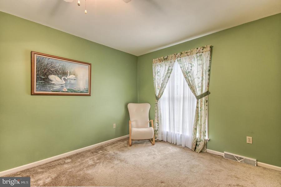102 Chelsea Loop Lancaster, PA 17602 - Photo 41 of 55 Gallery Image 41