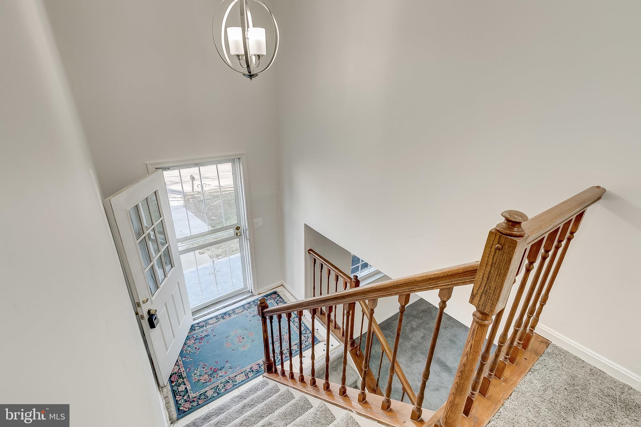 9324 Decatur Place Laurel, MD 20723 - Photo 2 of 35 Foyer