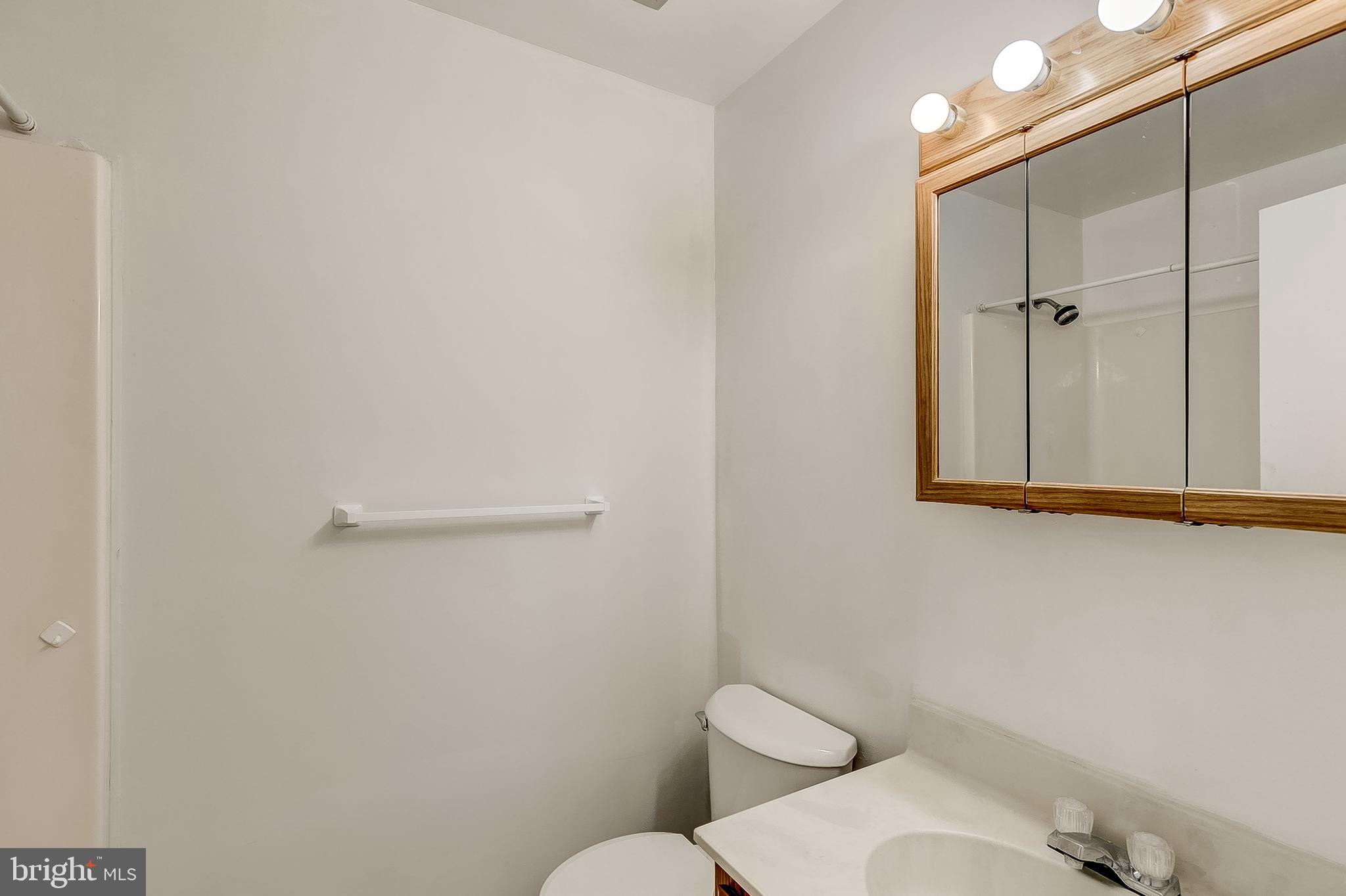 9324 Decatur Place Laurel, MD 20723 - Photo 23 of 35 Hall Bath