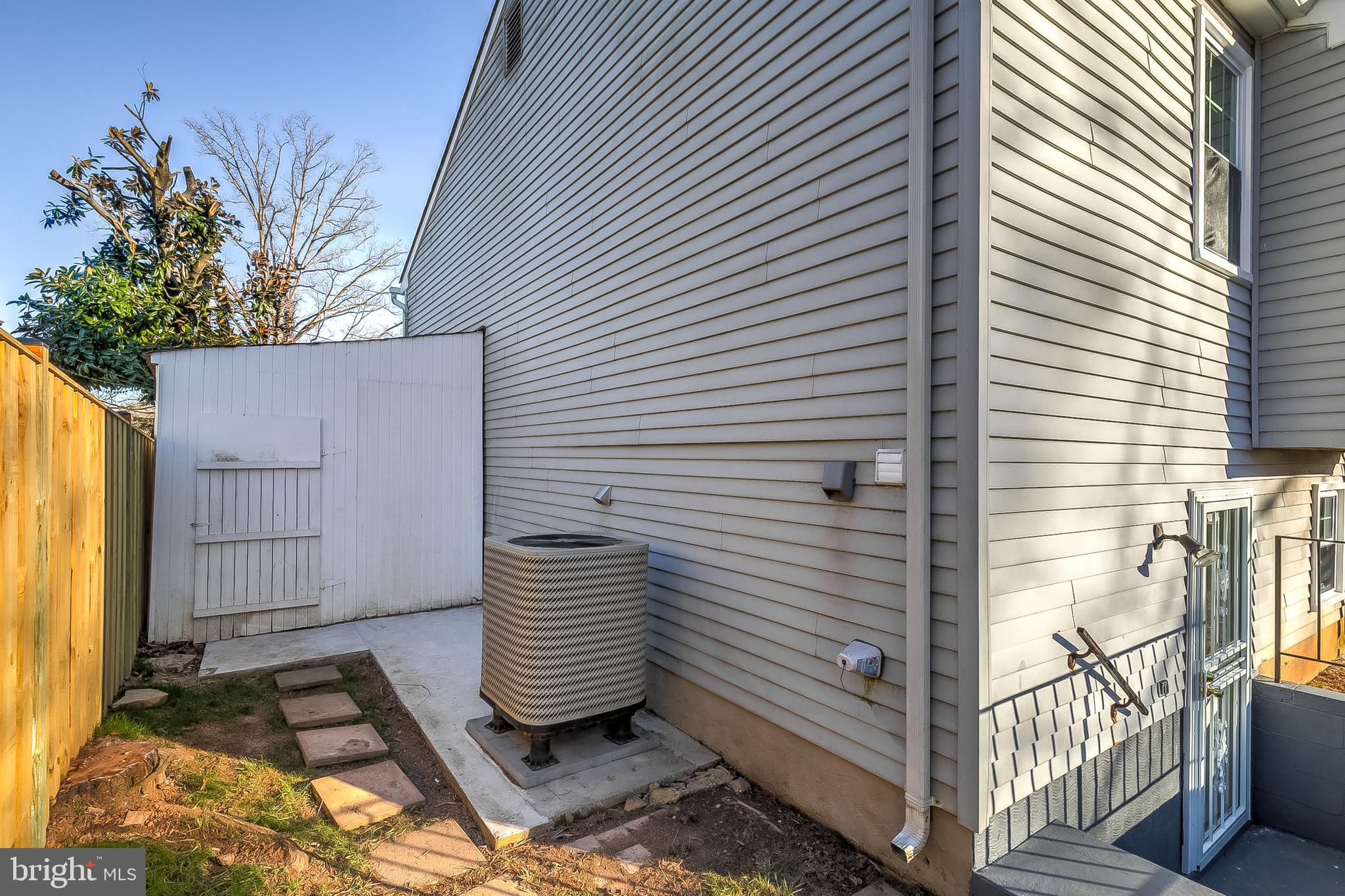 9324 Decatur Place Laurel, MD 20723 - Photo 33 of 35 Rear