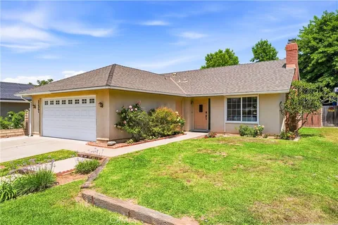 $1,050,000 | 22361 Modina, Laguna Hills, CA 92653