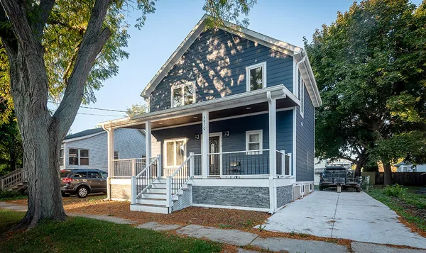 $285,000 | 4810 16th Avenue, Kenosha, WI 53140