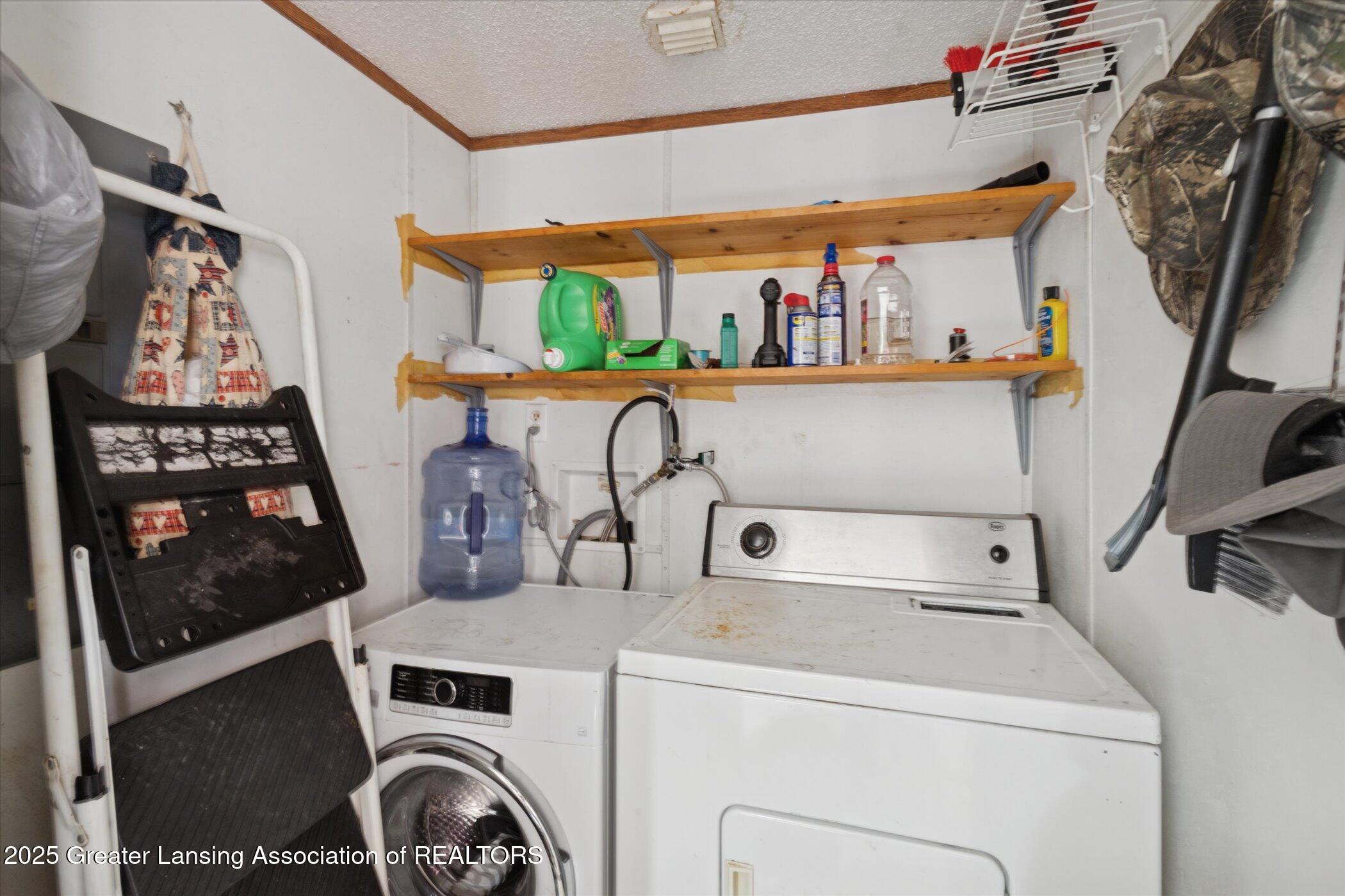 2555 Potter Road Leslie, MI 49251 - Photo 18 of 22 Laundry