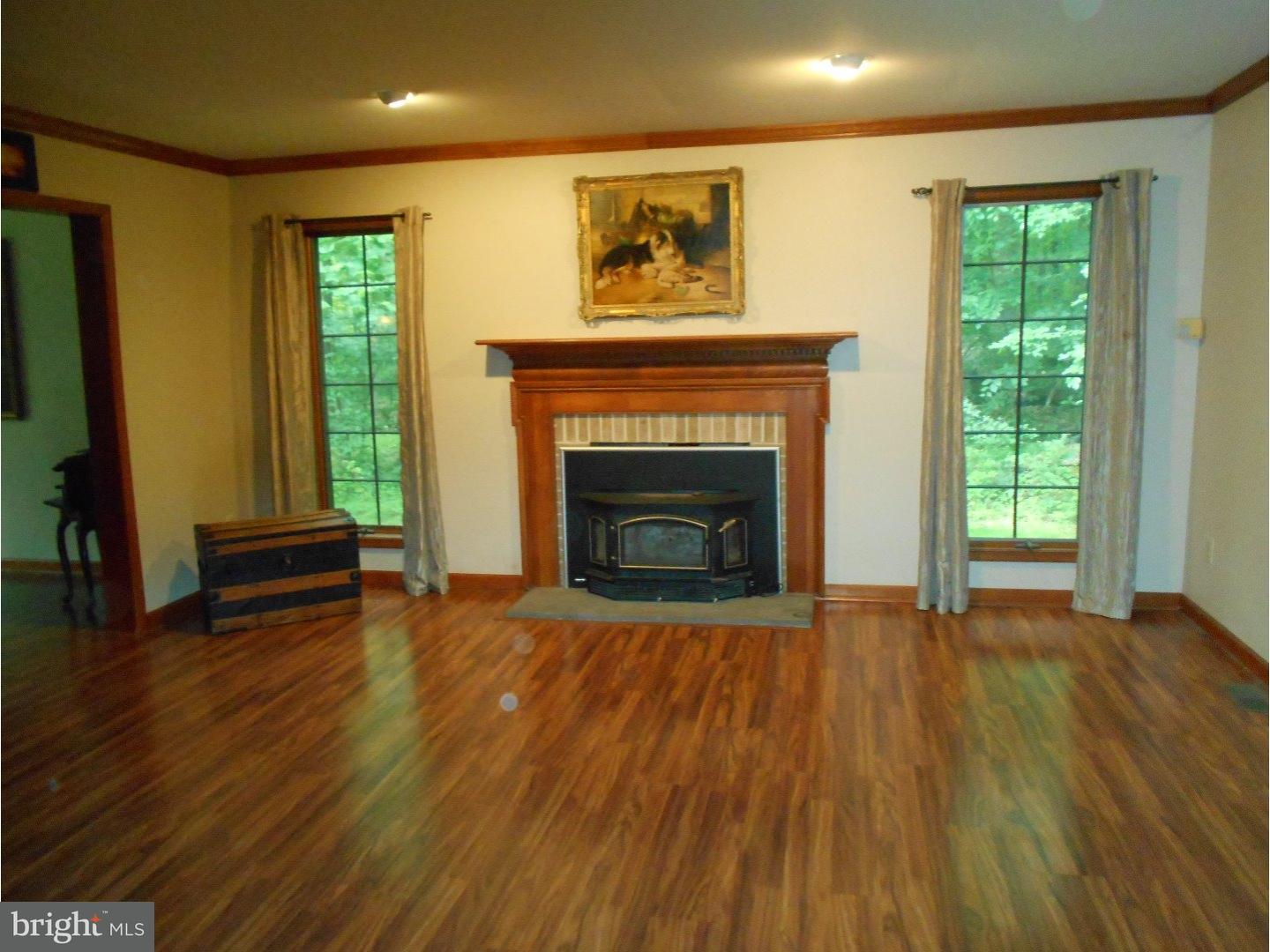323 Whites Mill Road Green Lane, PA 18054 - Photo 2 of 22 Gallery Image 2