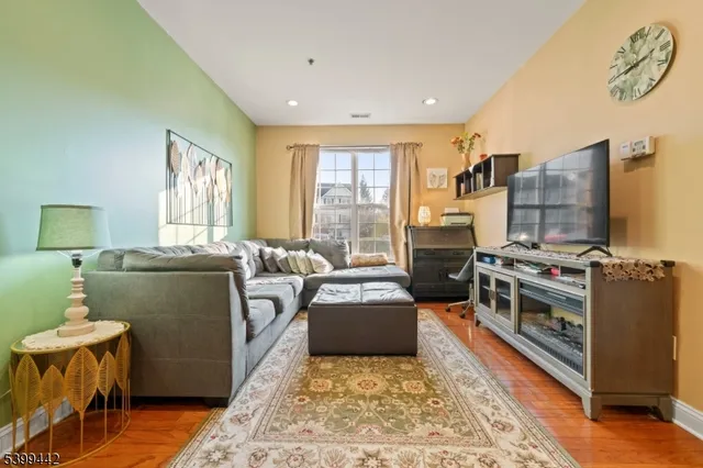 $211,000 | 223 Windmill Court, Phillipsburg, NJ 08865