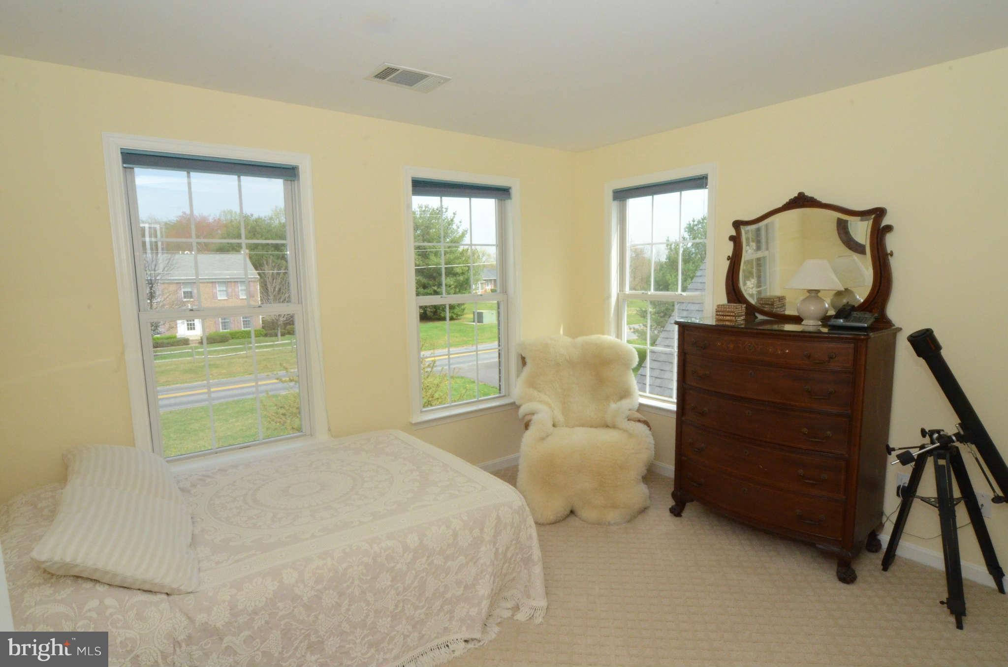 24610 Kings Valley Road Clarksburg, MD 20871 - Photo 21 of 30 Bedroom