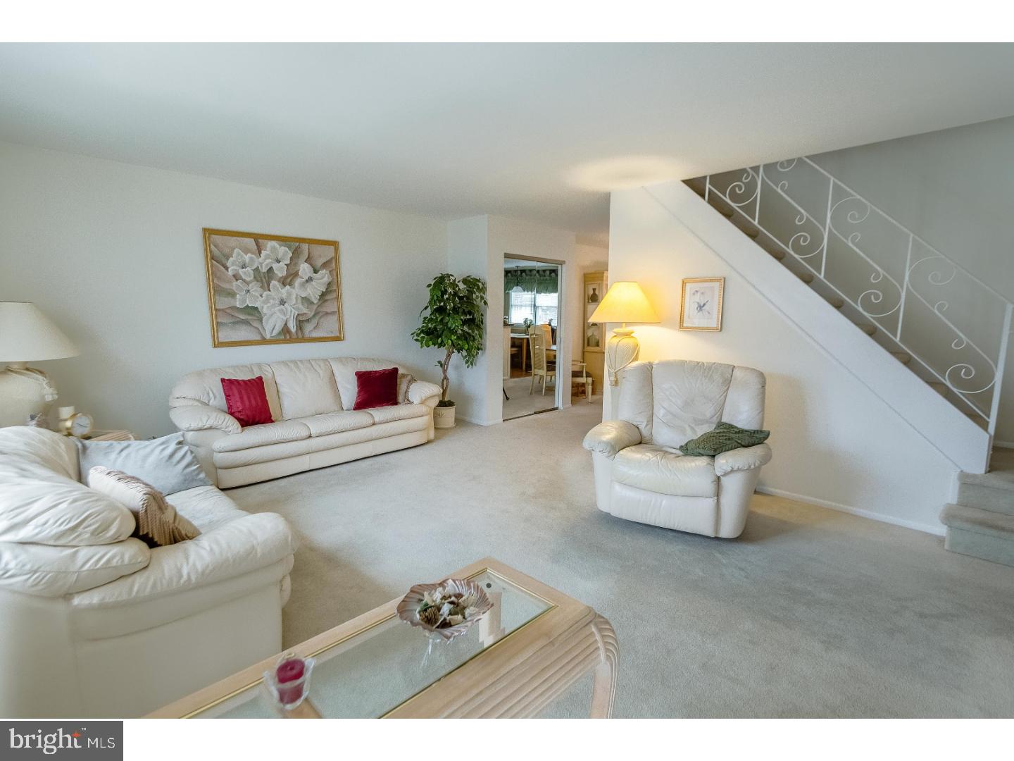 3104 Belgreen Road Philadelphia, PA 19154 - Photo 6 of 20 Living Room