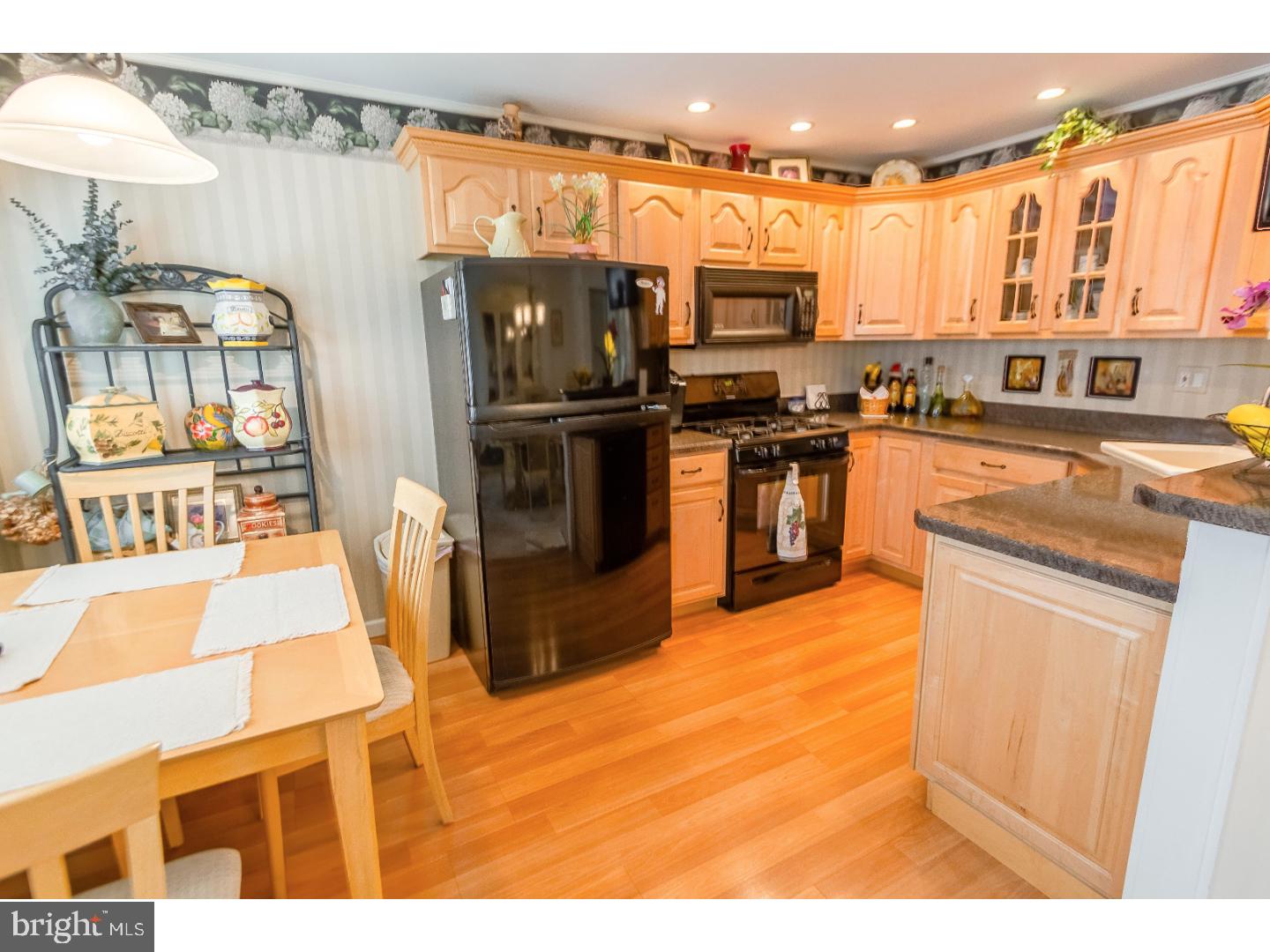 3104 Belgreen Road Philadelphia, PA 19154 - Photo 10 of 20 Kitchen