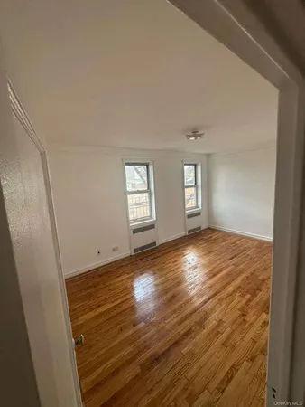 $285,000 | 63-109 Saunders Street, Unit A8 | Rego Park